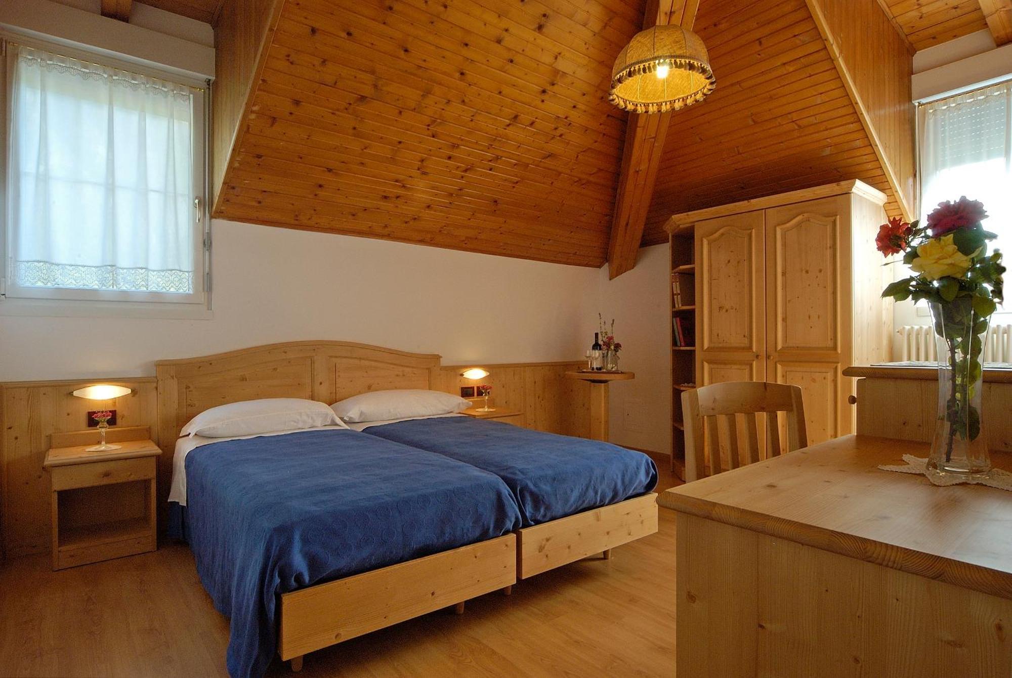 Hotel Karinhall Trento Ngoại thất bức ảnh