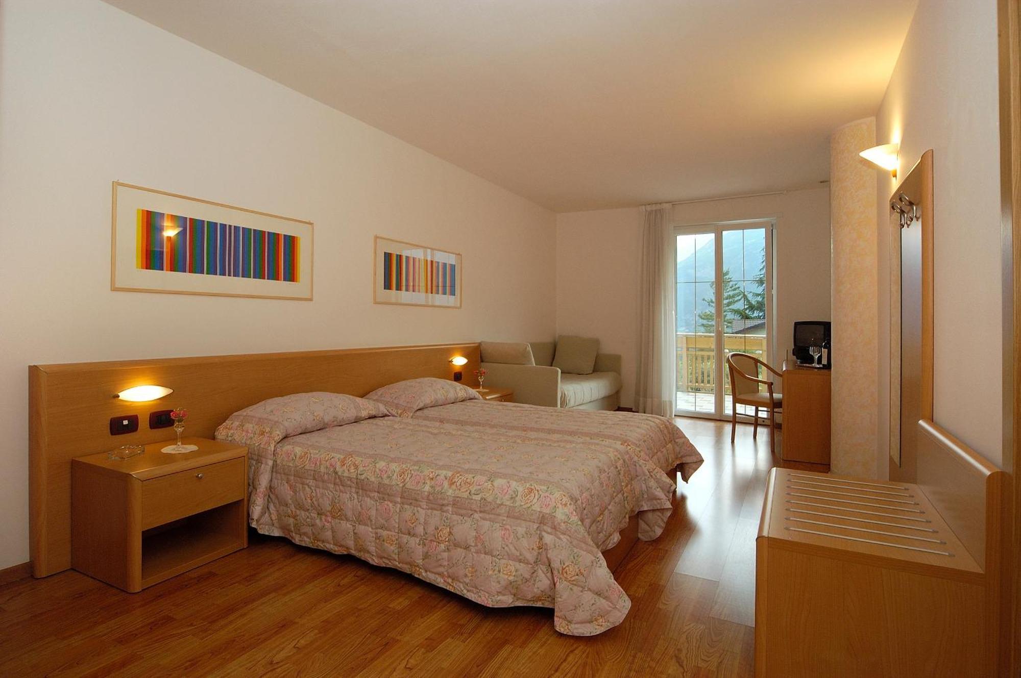Hotel Karinhall Trento Ngoại thất bức ảnh