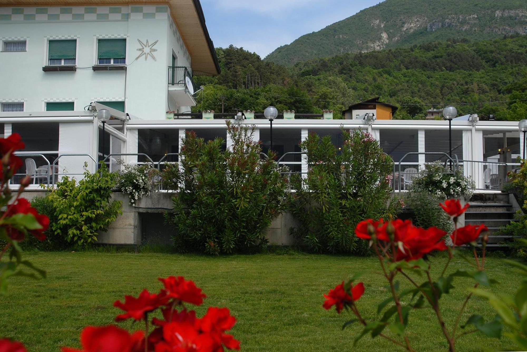 Hotel Karinhall Trento Ngoại thất bức ảnh