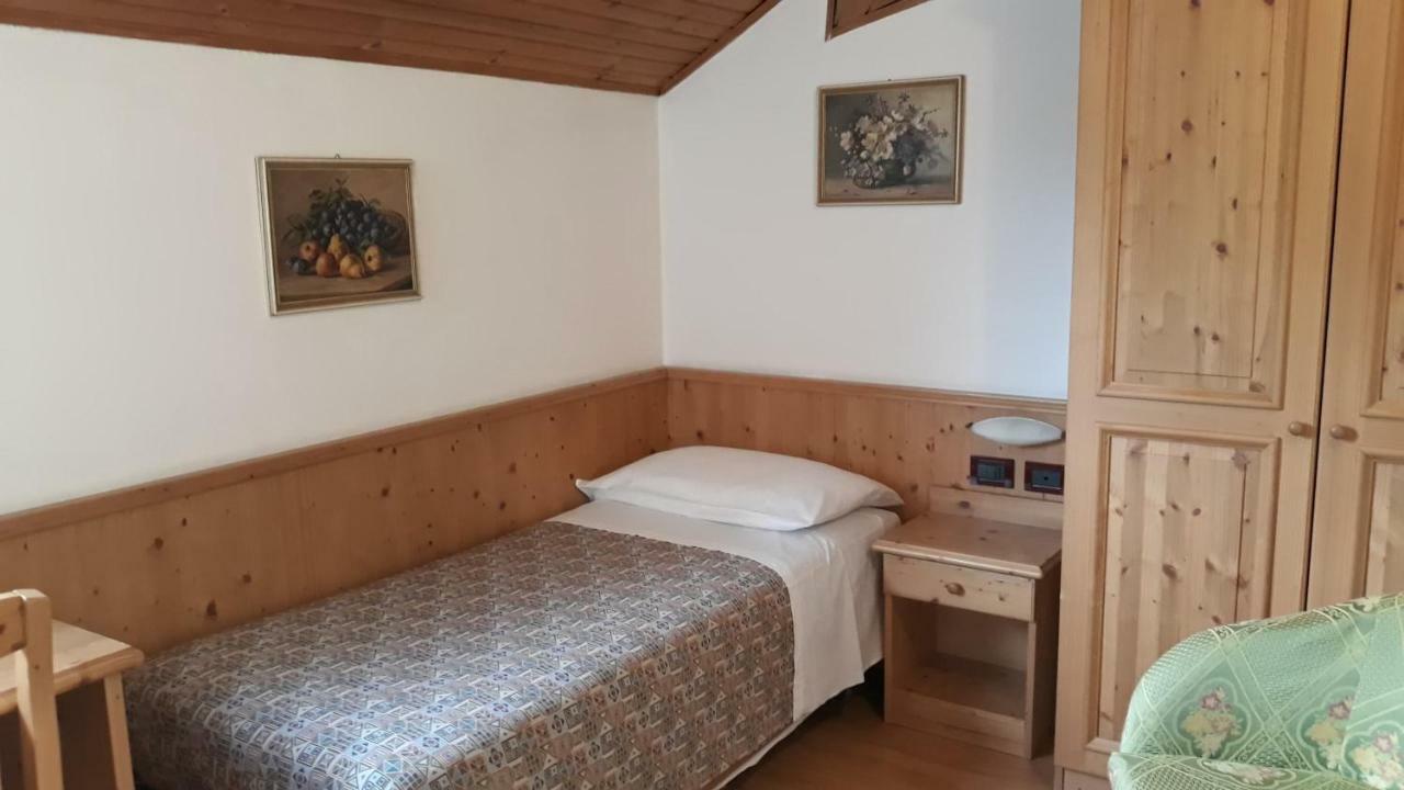 Hotel Karinhall Trento Ngoại thất bức ảnh